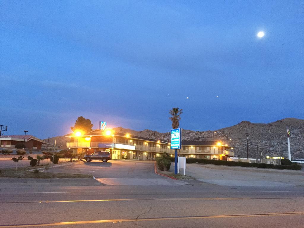 Hilltop Inn & Suites Victorville Exterior foto